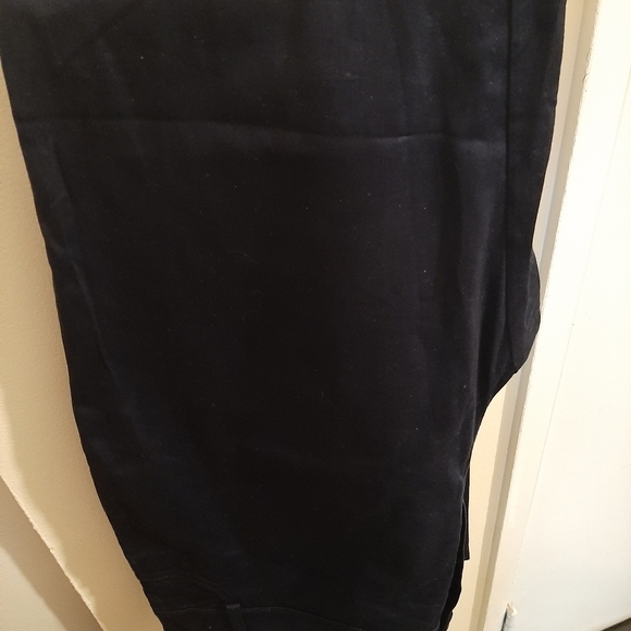 Ladies clothing - Picture 8 of 8